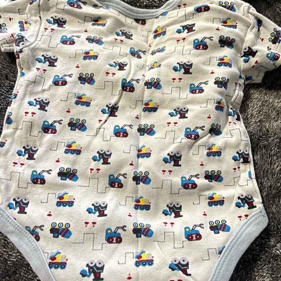 Onesies - Picture 6 of 7